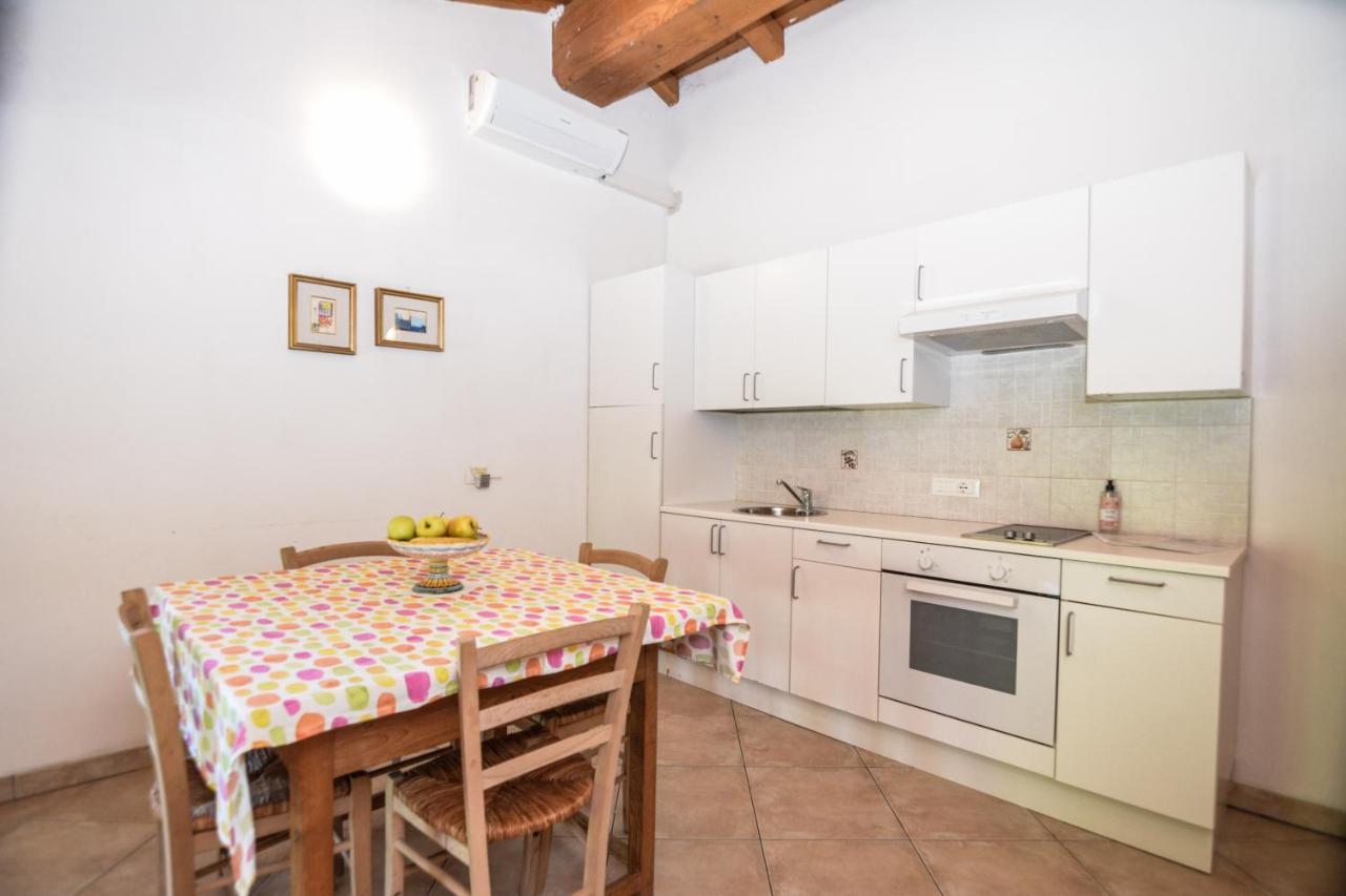 Agritur Airone Bed & Camping Levico Terme Room photo
