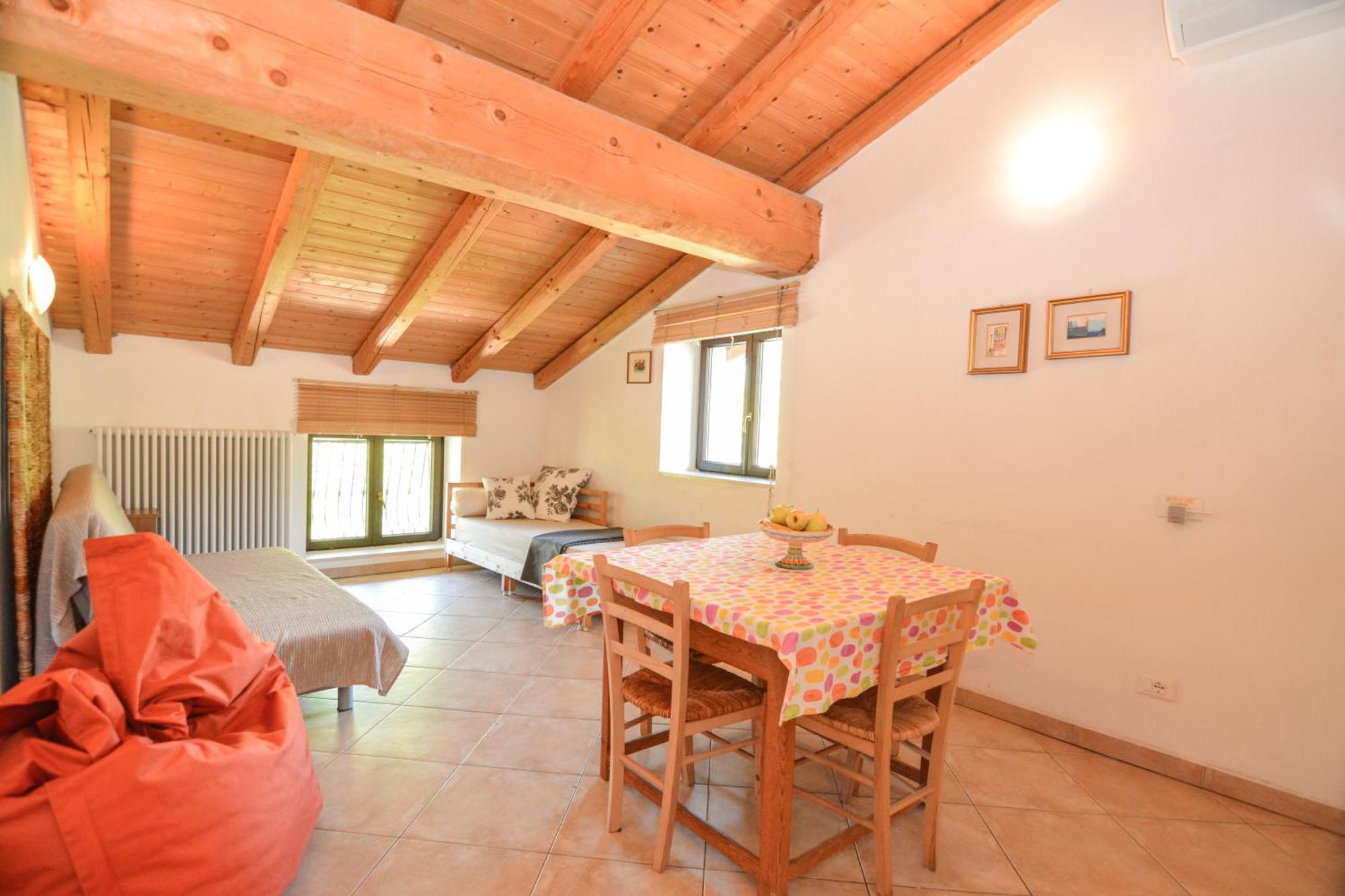 Agritur Airone Bed & Camping Levico Terme Room photo